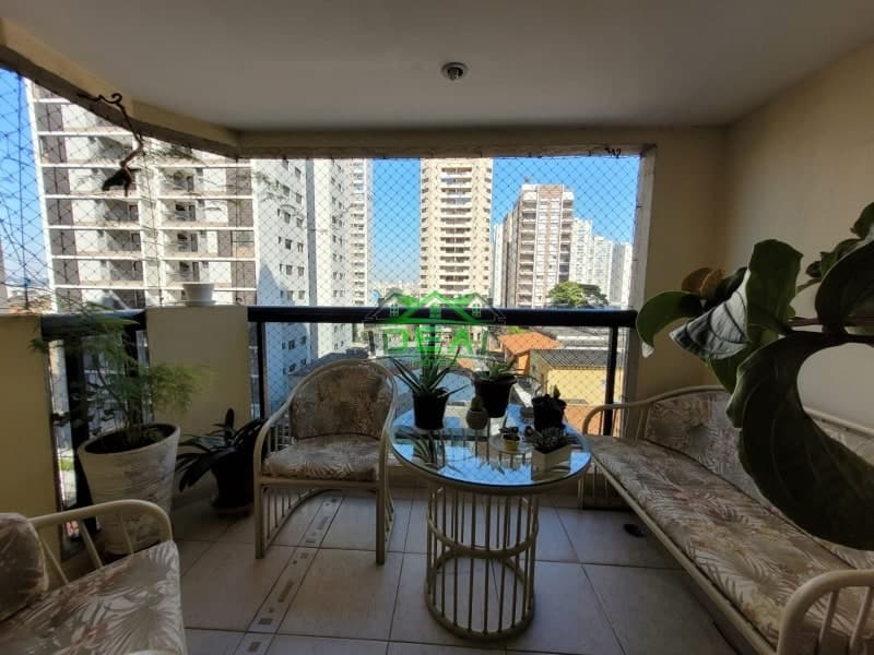 Apartamento 3 dorm na Vila Leopoldina, 2 suítes e área externa