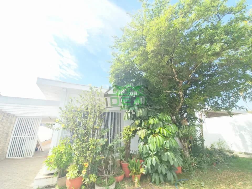 Casa térrea para locação | 3 dormitórios, sendo 1 suíte, com piscina